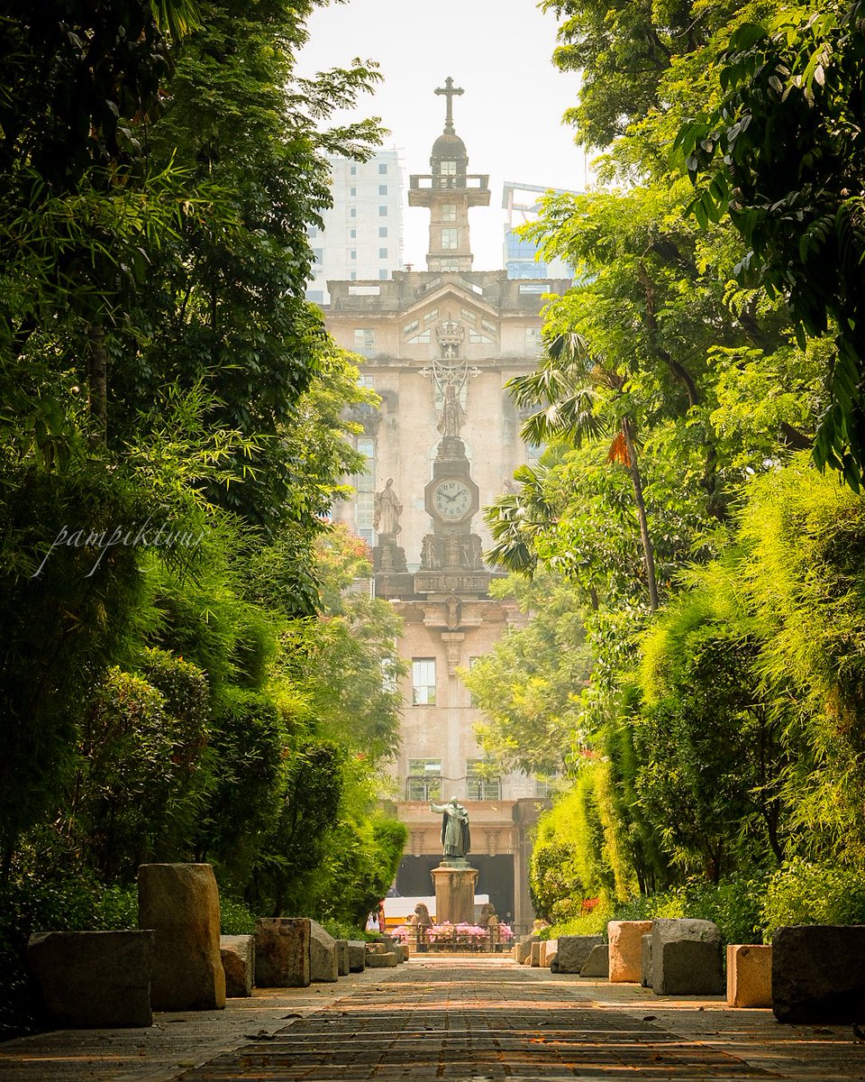 UST ang ganda mo! 💛