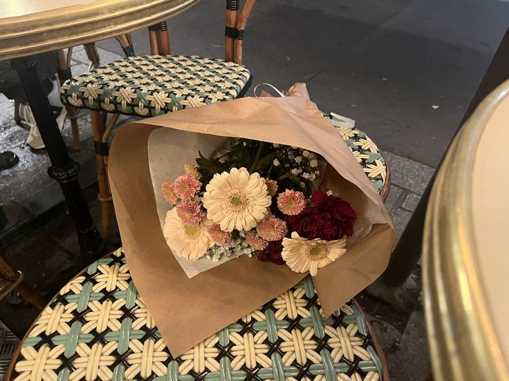 𝒻𝓁ℴ. tweet media