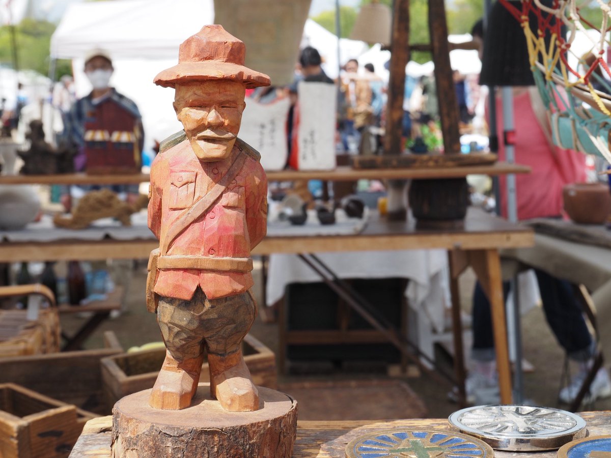 やまじ tweet media