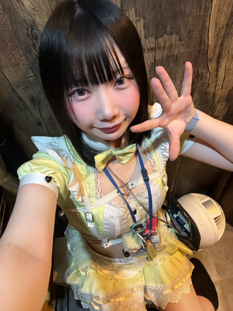 むい tweet media