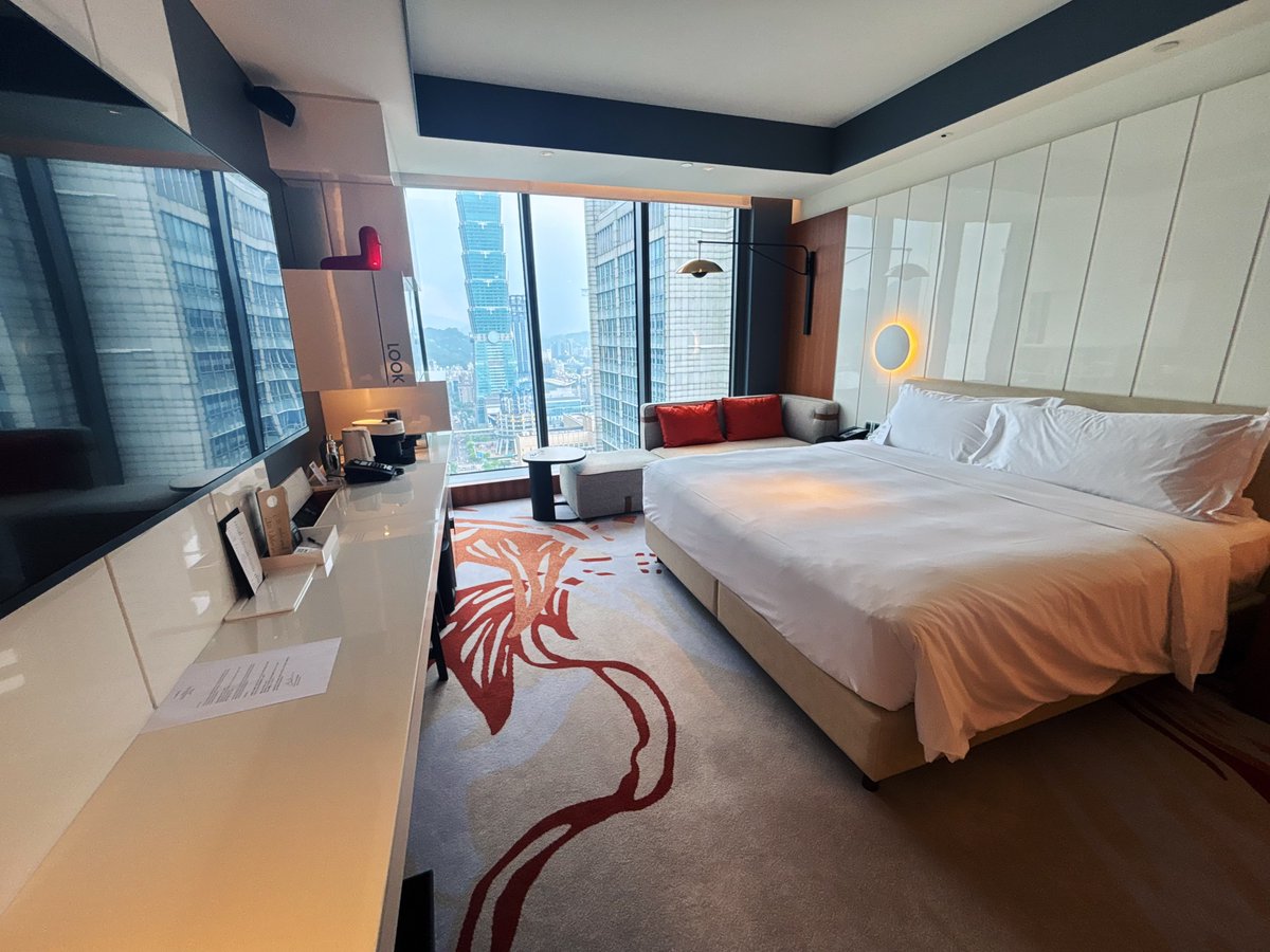 manabu tweet media