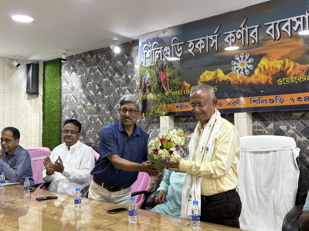 gautamdebaitc's tweet image. Active outreach at Hawkers’ Corner and Nivedita Market highlighted strong public connect and a clear focus on resolving traders’ issues and improving facilities.
#AbarJitbeBangla #JoyBangla #Siliguri #AssemblyElection