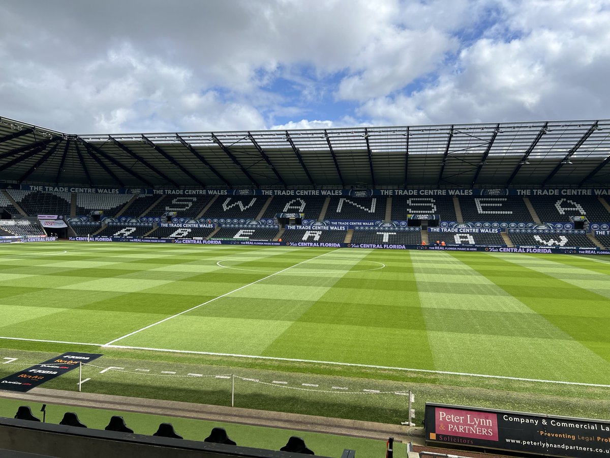 rees_julian's tweet image. 📍 Swansea City.

Saints could secure a top six finish today if they beat Swansea and other results go there way. 

Tonda Eckert back in these parts for the first time since losing a play-off semi-final in 2021 with Barnsley. 

#SaintsFC