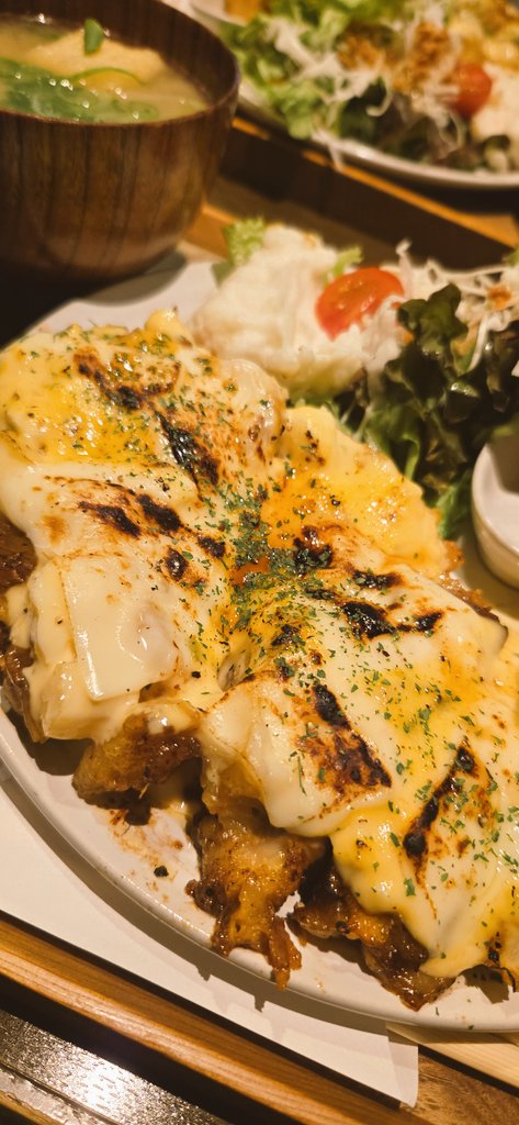 tsuki 🏴⁎∗🦔︎🌙*.｡ tweet media