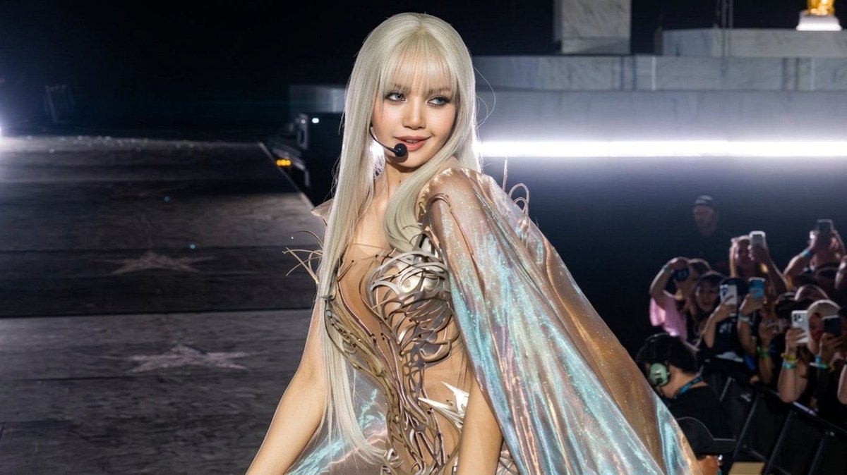 นางฟ้าโคเชลล่า สวยกินทำลายล้างมาก