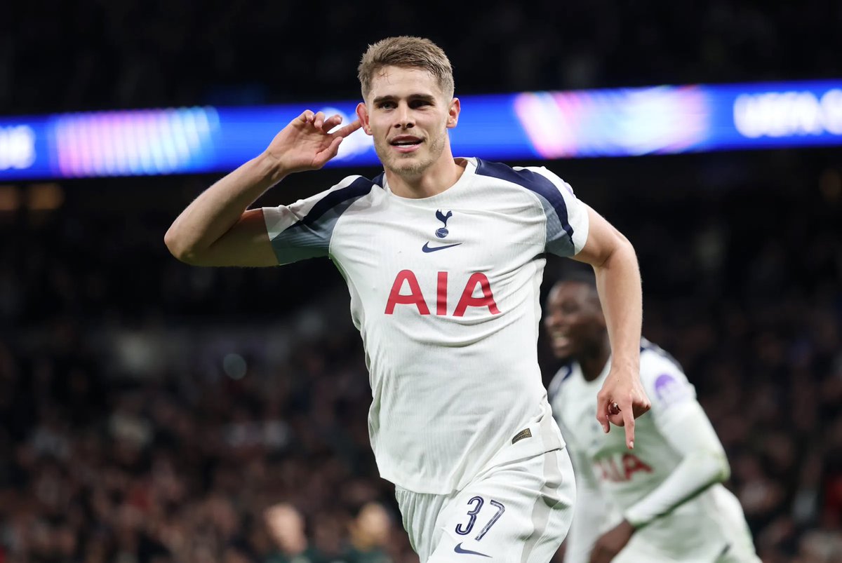 JamesWathland's tweet image. EXCL🚨: #LFC

Liverpool have made enquiries for Micky van de Ven. 🇳🇱