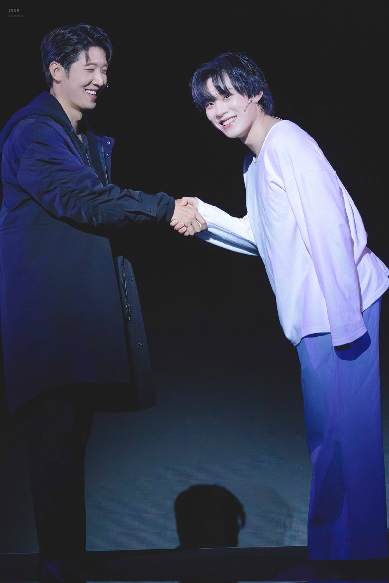 JUKU_1002's tweet photo. 260418 #데스노트
야가미 라이토 役 #고은성
엘 役 #김성철 https://t.co/cYVyhcA2iF