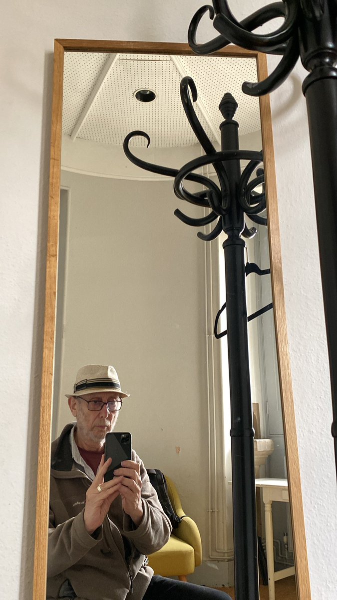 Michael Rosen 💙💙🎓🎓 NICE 爷爷 tweet media