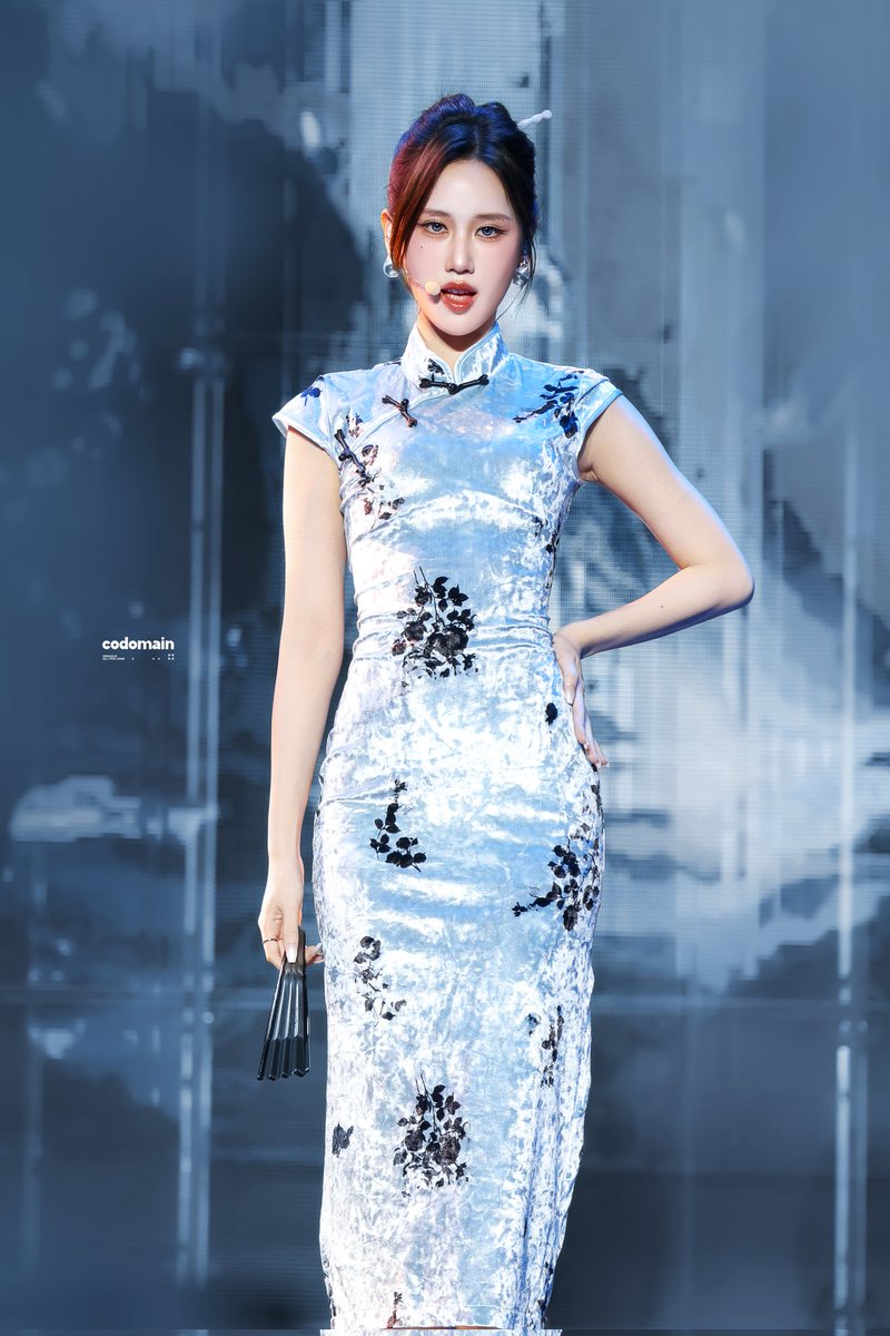 codomain·叶芷妤 tweet media