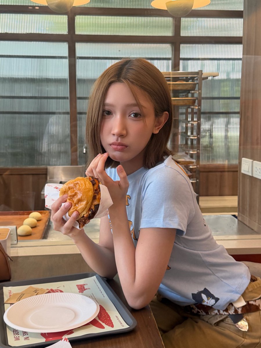 จญ 🦌࿐ tweet media