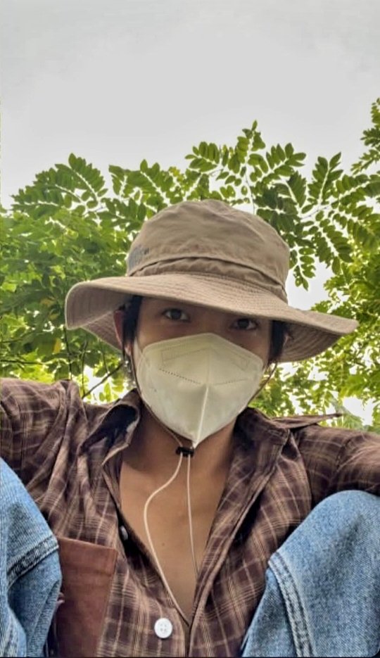 ใส่แมสก์ปิดปากได้ แต่ปิดความน่ารักไม่ได้จริงๆๆๆๆ🧡🧡
หาที่หลบแดด❎️
หาที่เซลฟี่✅️

#Garfinpkk
<a href="/garfinpkk/">Garfield 潘塗瑞</a>