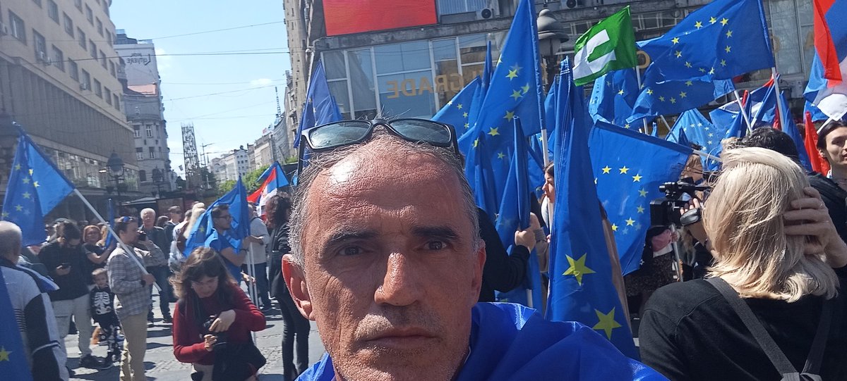 Tu smo 🇪🇺🇷🇸