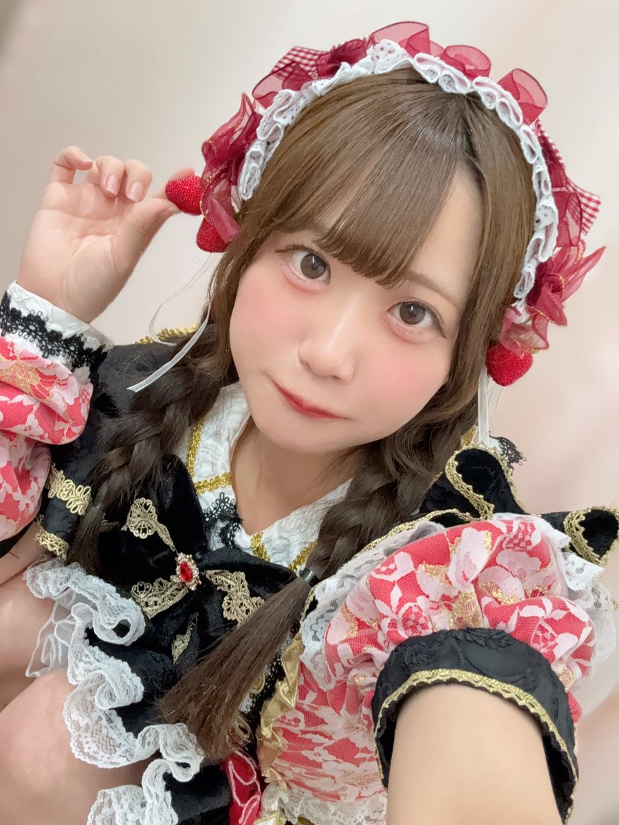 牧野まこ【ニコぷり】 tweet media