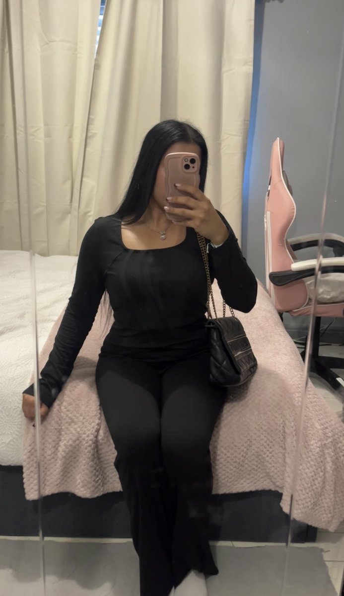 𝔔𝔲𝔢𝔢𝔫👸🏽 tweet media