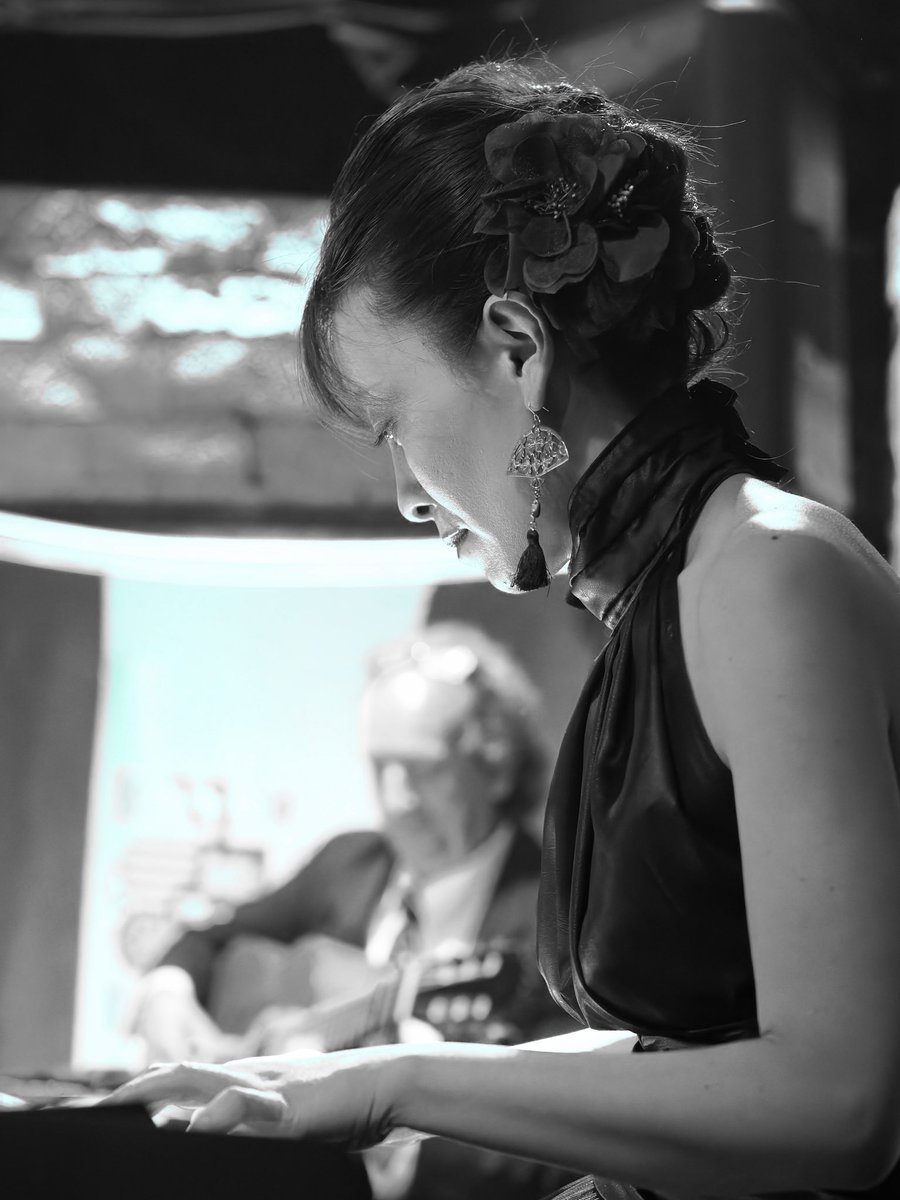 杏梨/𝑨𝒏𝒍𝒊.𝑷𝒇/Pianist&Composer tweet media