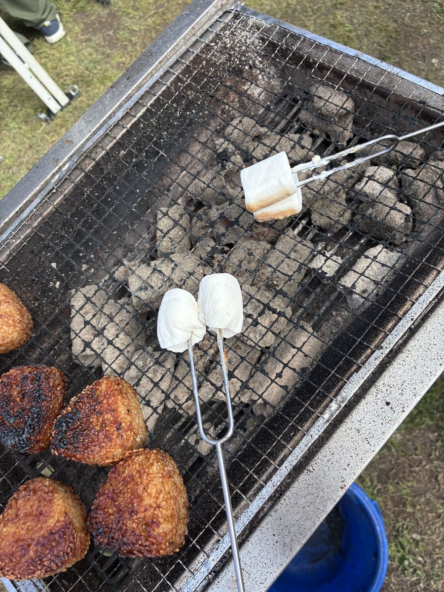 子供含めて30人くらいいるBBQだった🥳たのしすぎた