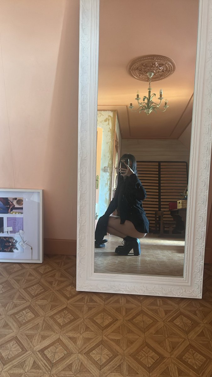 🧛🏻‍♀️ tweet media