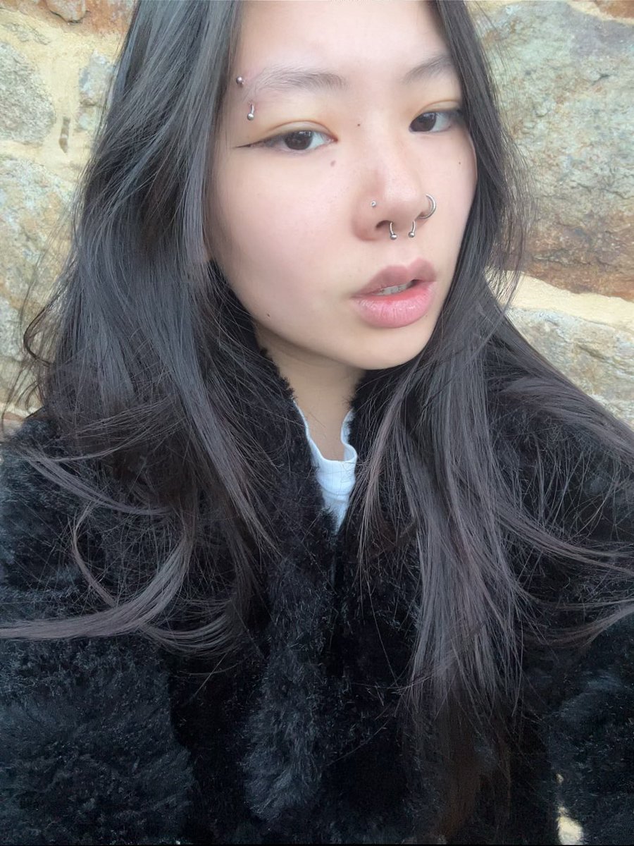 🧛🏻‍♀️ tweet media