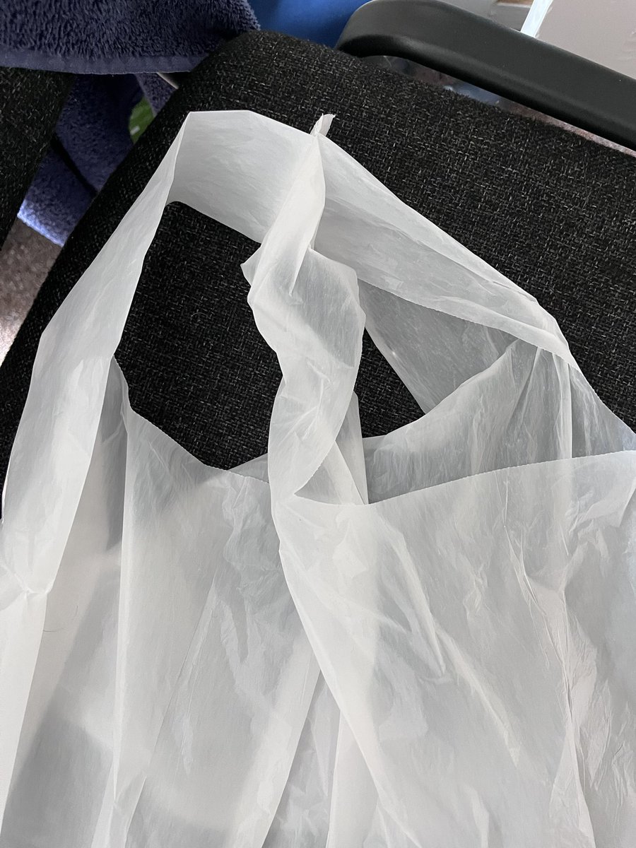 HumanClarkeNS's tweet photo. Uhhh @asda , I don’t think this is how tie-handle bags are supposed to work buddy. Almost in tears at this travesty. https://t.co/TjXvbNNht9