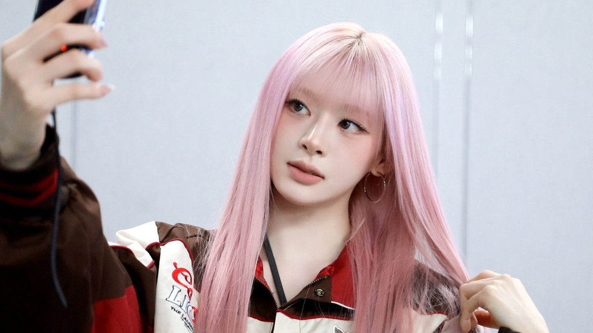 STAYC (ステイシー) tweet media