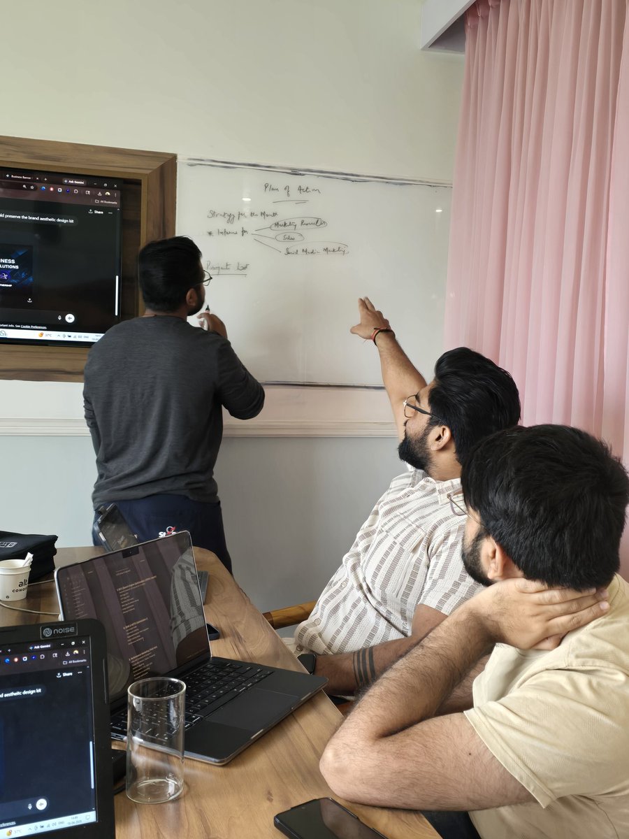 VikrantBA's tweet image. Turning "what ifs" into a Plan of Action. 

🚀 Nothing beats a whiteboard session with the team to align the vision and grind out the details.

#StartupLife #Building #Teamwork