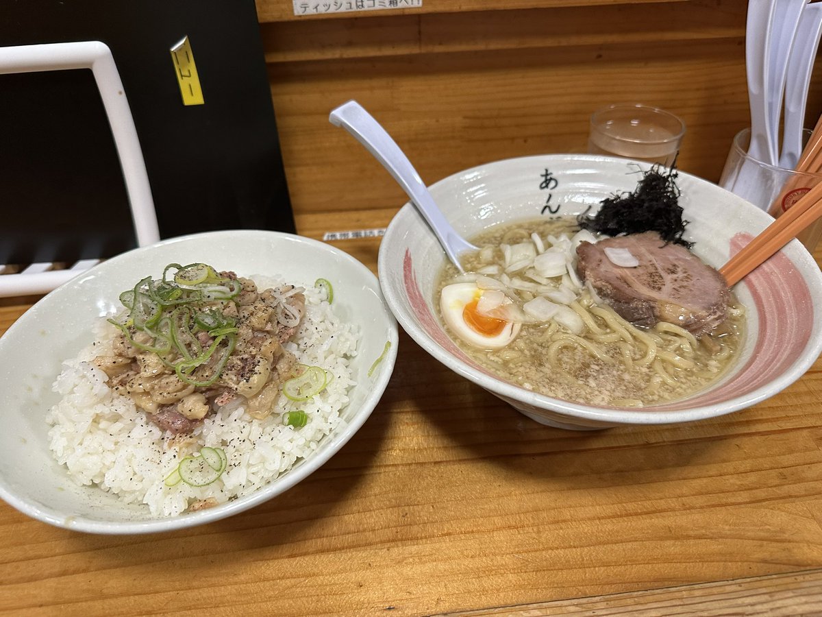 たんたかたかぴー tweet media