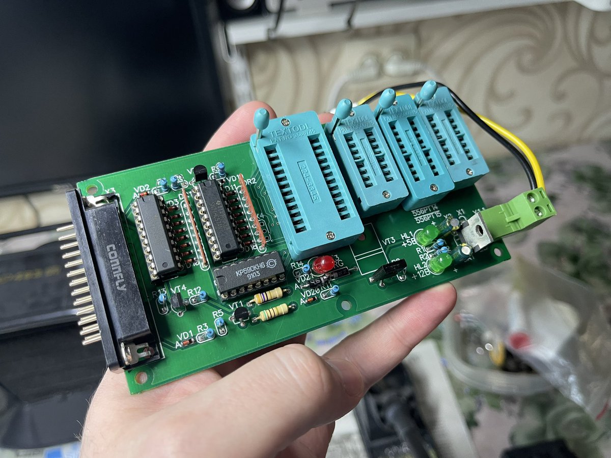 GryphonLab's tweet photo. Assembled a programmer for old tiny Soviet PROMs https://t.co/DUcth12cnI