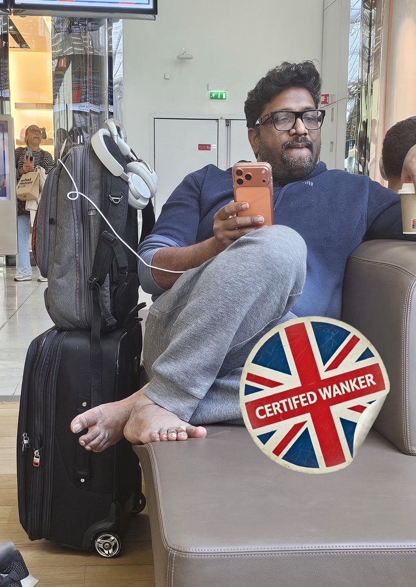 Wanker Finder tweet media