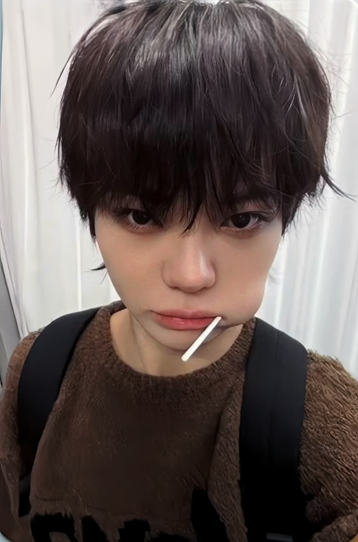 kaninong hirono 'to? 🍭

#ohyul #lngshot

t. wts lfb selling sell ohyul ryul woojin louis crochet dolls ph lngshot shot callers