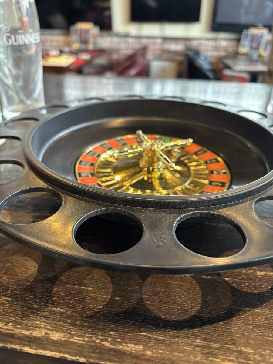 wanimanitp_save's tweet photo. SAVEオープンしました！
めちゃくちゃ暑くね？ホンマに、、、
キンキンに冷えた酒をカチコミてえ、、、
てなわけで本日のメンバーは
こうきさん@tkg_save 
みつきさん@save__mitsuki_ 
わに
むつき@mutsuki_save 
れいくん@Rei__save 
です！お待ちしてます！ https://t.co/NSwK4xKPKM