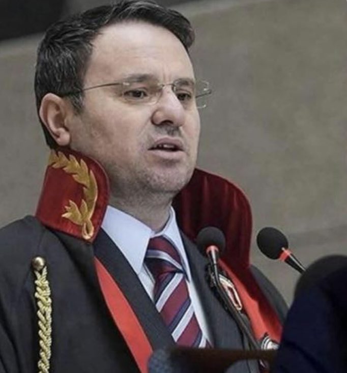 Esma Sultan tweet media