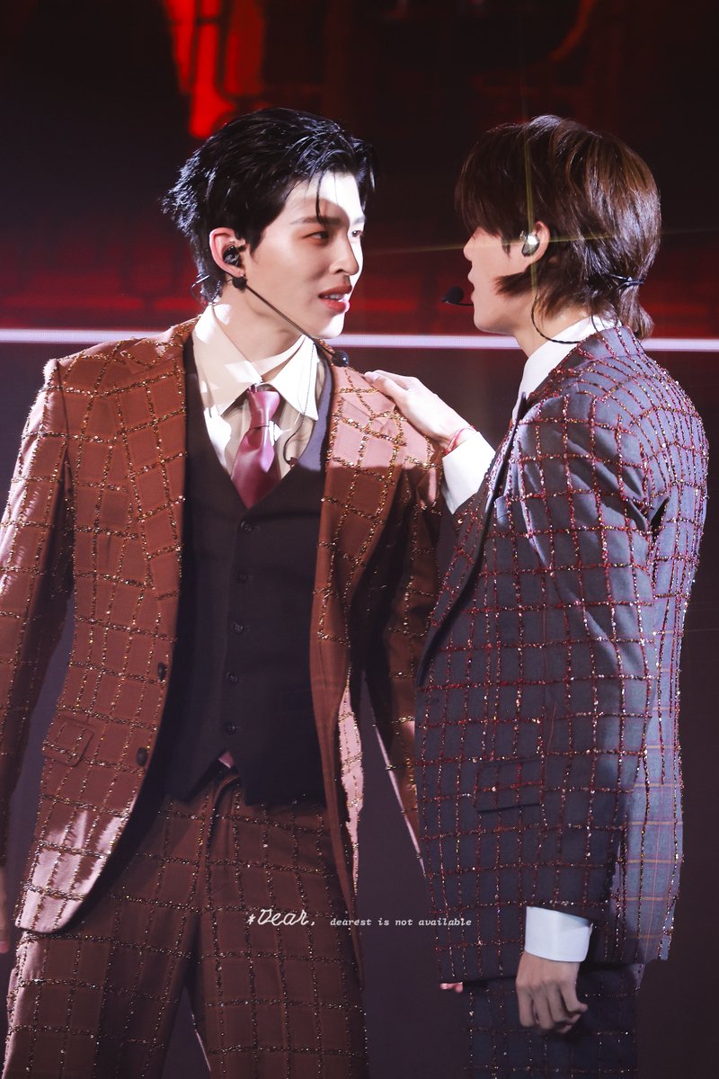 𝑫𝑬𝑨𝑹 tweet media