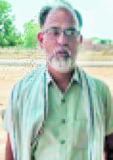 STARSAMACHAR's tweet image. रीवा के बिछिया थाना क्षेत्र में डकैती की कोशिश नाकाम रही। घर में घुसे नकाबपोश बदमाश परिवार के जागने पर भाग निकले। पूरी घटना सीसीटीवी में कैद हुई, पुलिस जांच में जुटी।
और जानें: starsamachar.com/rewa-robbery-a…

#Rewa #CrimeNews #RobberyAttempt #CCTV #BreakingNews #MadhyaPradesh