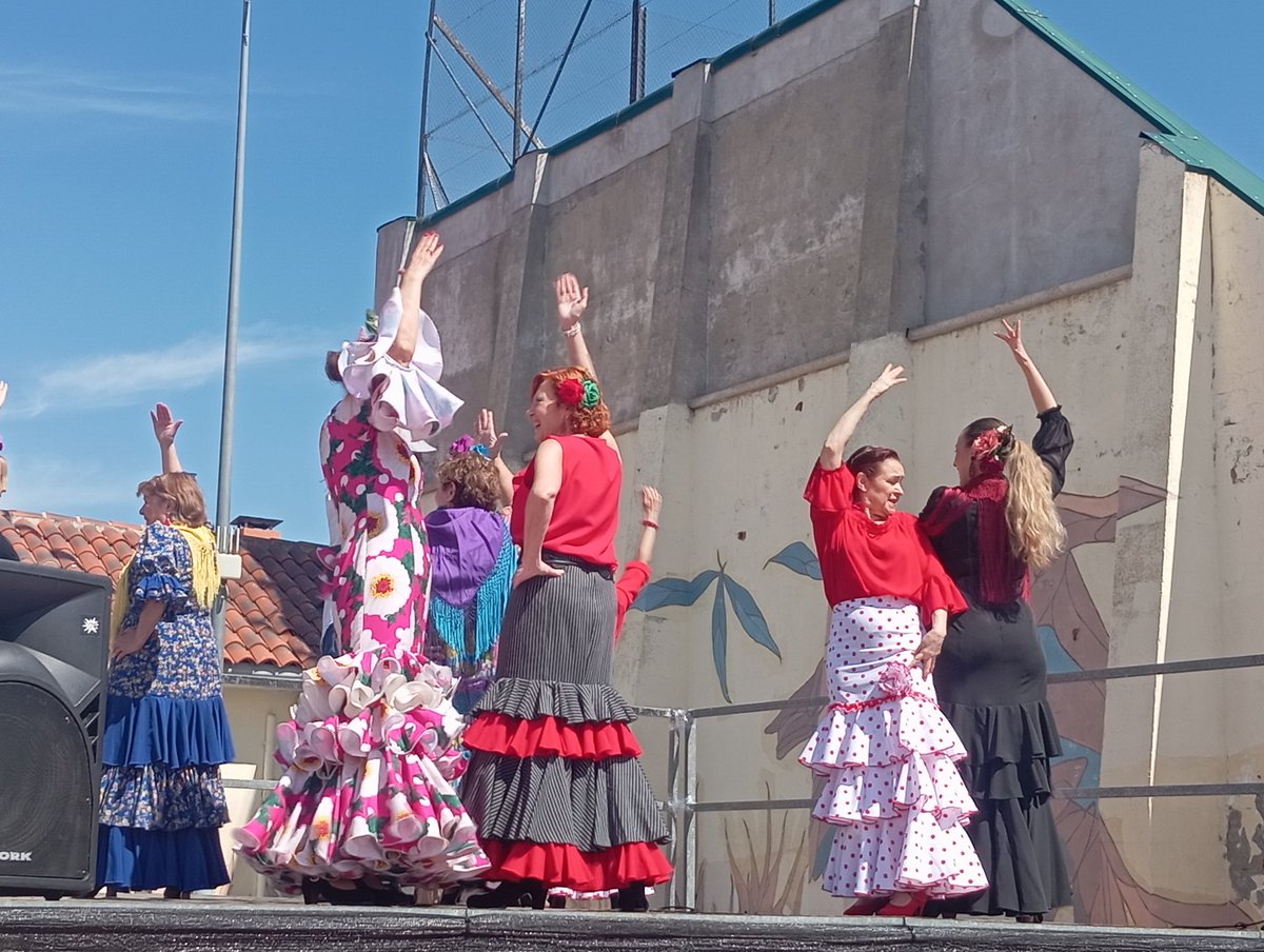 Elena Muñoz tweet media