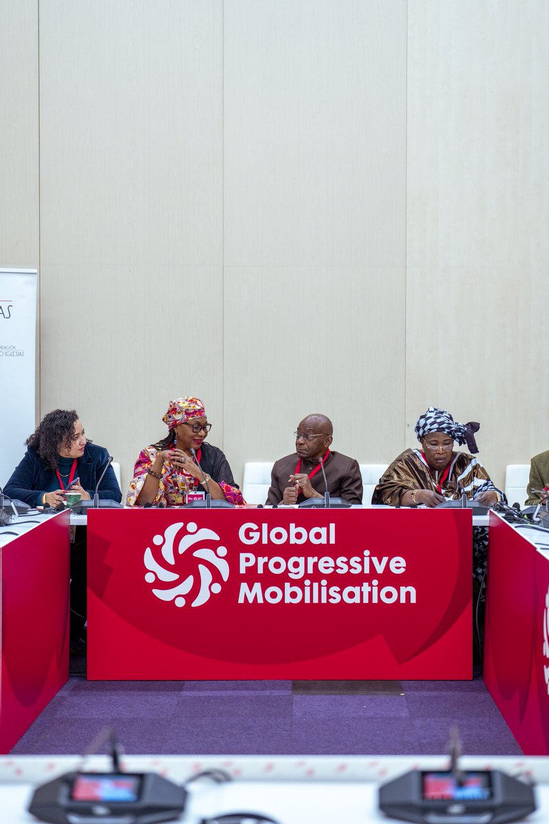 Soc_Intl's tweet image. Photos from the Socialist International Africa Committee meeting at #GPM2026 on 17 April, bringing together member parties and representatives to discuss regional priorities, coordination, and current political developments across the continent.
#AfricaCommittee #Progressive