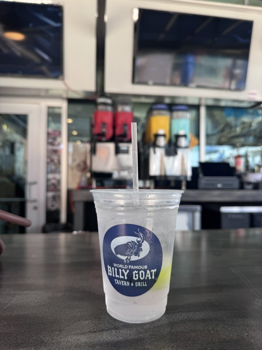 𝚃𝚊𝚢♡ tweet media