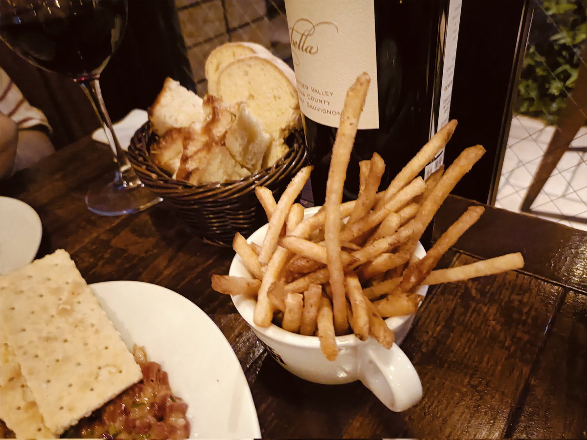 ina#1289 tweet media