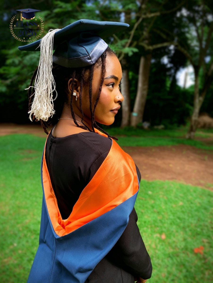 Debhieofficial's tweet photo. God did it. Degree secured. Next up ➡️ New sounds incoming.... https://t.co/KxXtY4shSc