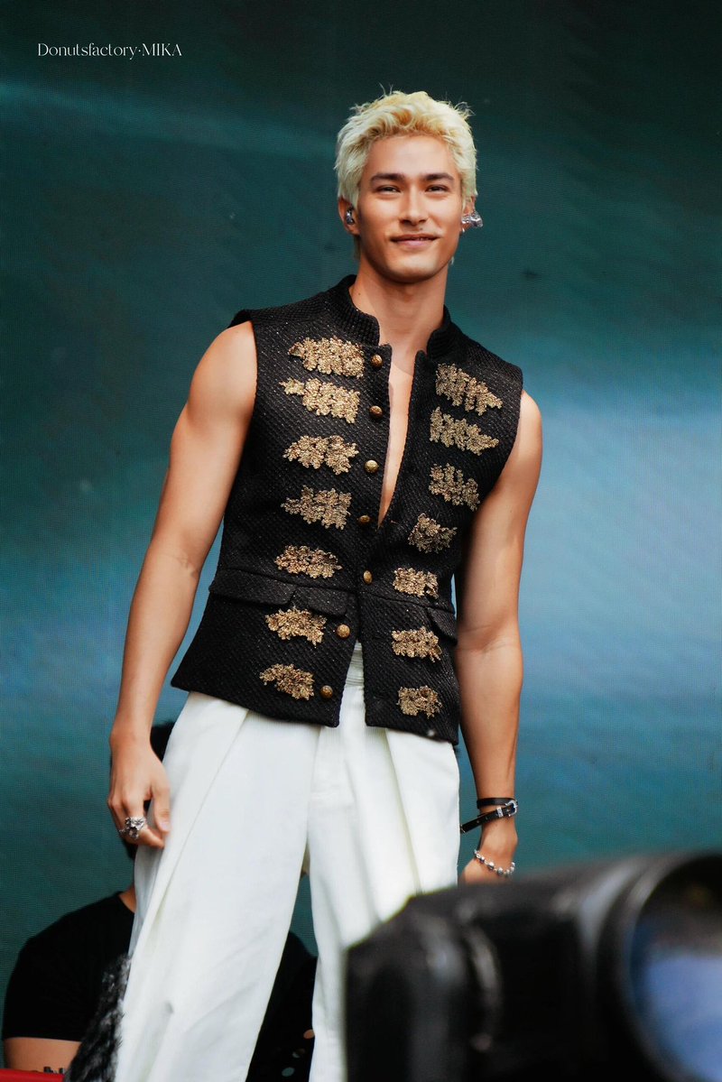 lilchidonuts🍩 tweet media