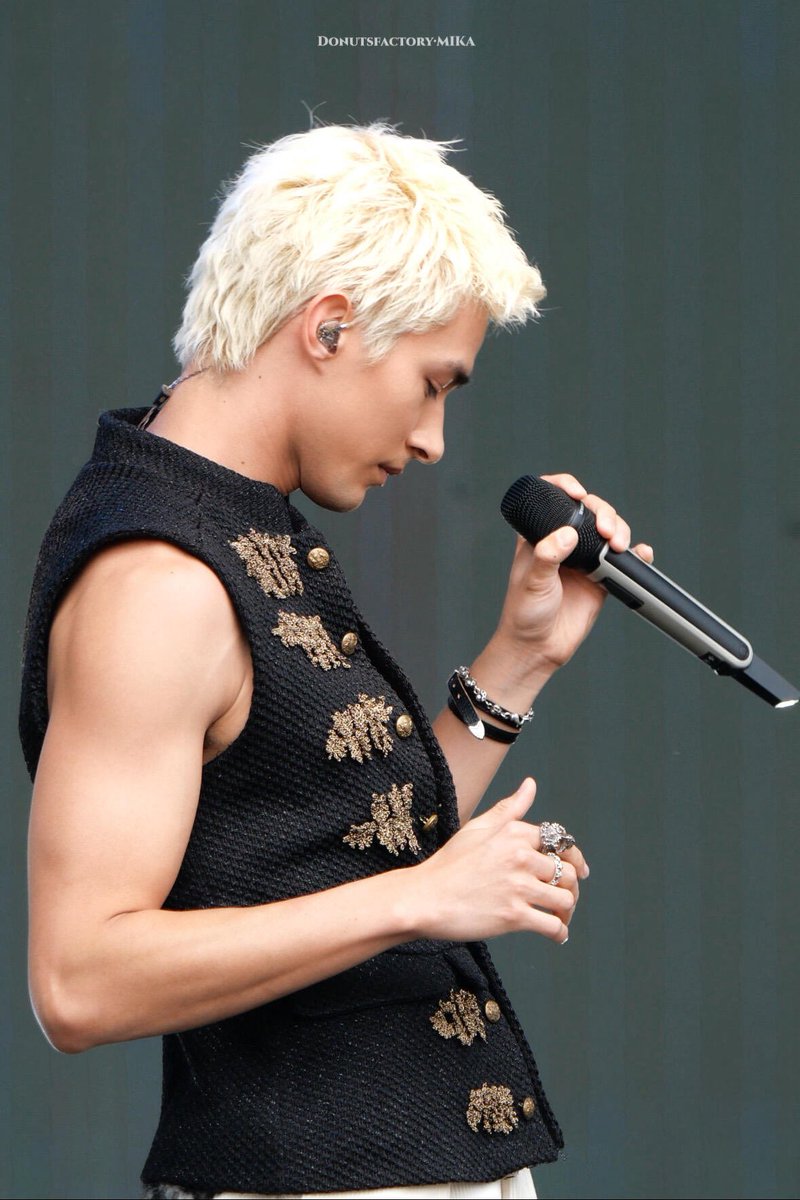 lilchidonuts🍩 tweet media