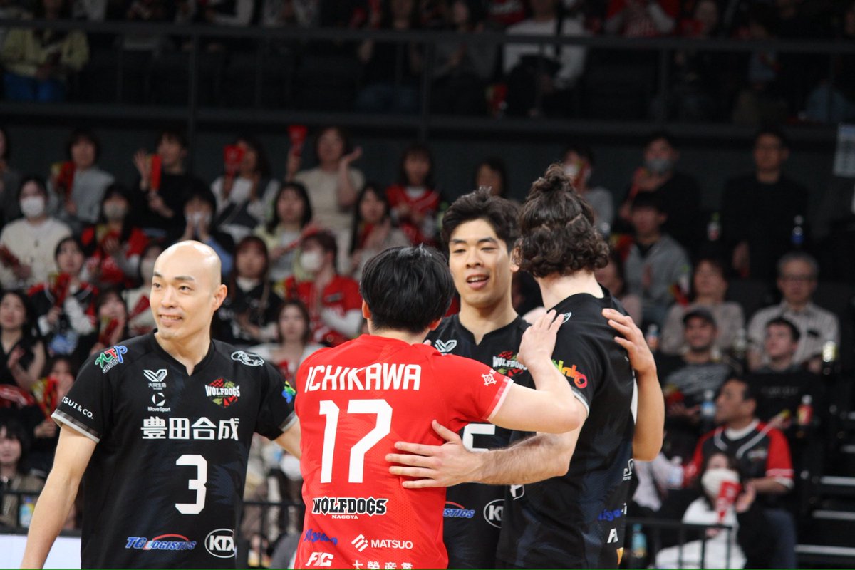_ai17rin's tweet photo. 2026.04.18
vs東レアローズ静岡
📍エントリオ

 #ウルフドックス名古屋 
 #市川健太 選手
 #宮浦健人 選手
 #深津英臣 選手
 #timotheecerle 選手 https://t.co/xg5QzLQ4Fs