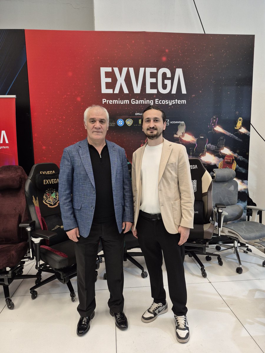 ersin_ei's tweet photo. ATO Congresium da devam eden Verimlilik ve Teknoloji fuarını ziyayet ettik. EXVEGA Furkan bey ilgileri için teşekkür ederim. https://t.co/3kAEALdJXG