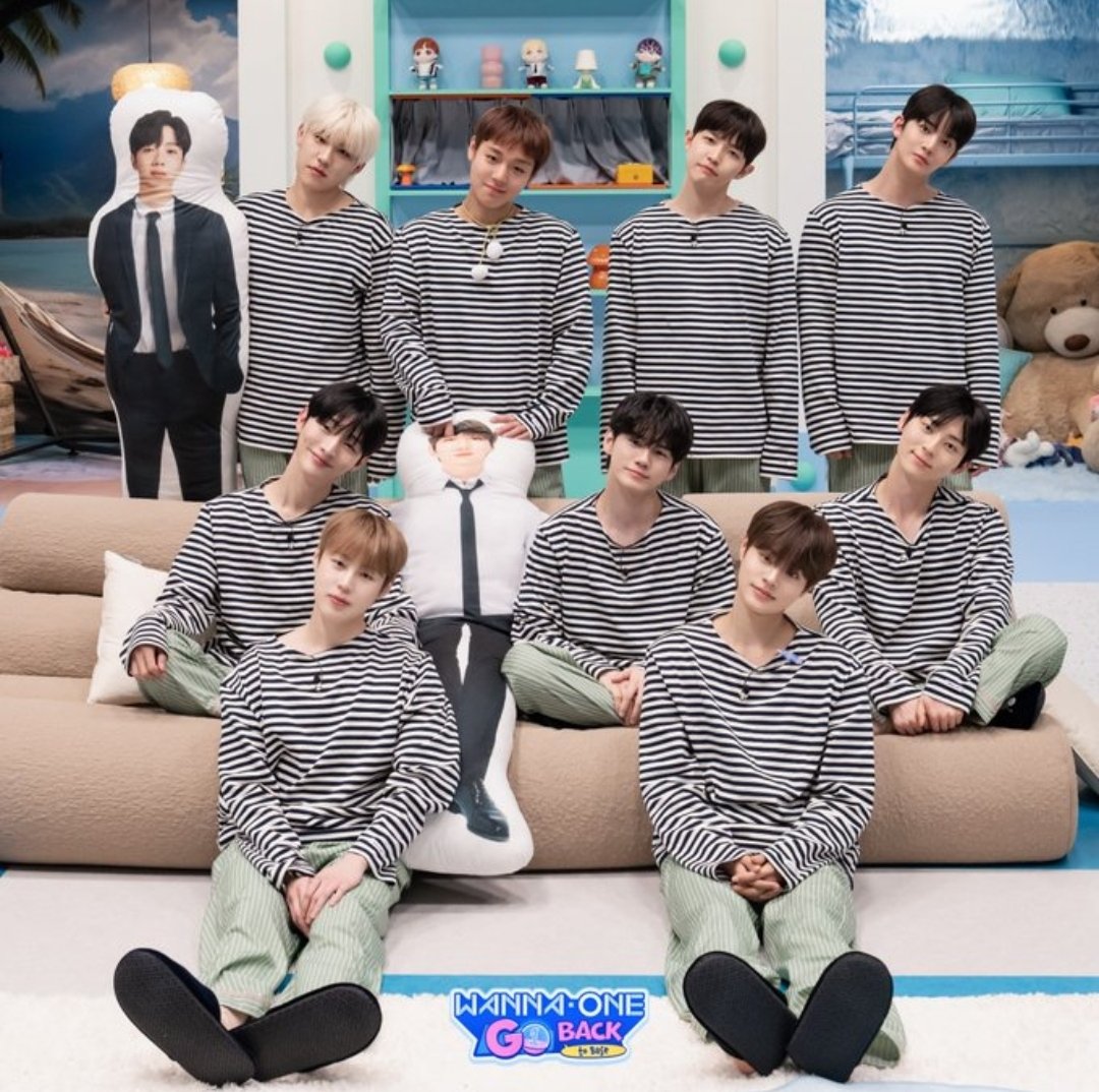 wannaone_star's tweet image. They are back......
 @WannaOne_twt
Minus #kangdaniel (military service) &amp;amp; #leekuanlin (in his country)
#WannaOne
#wannaonego