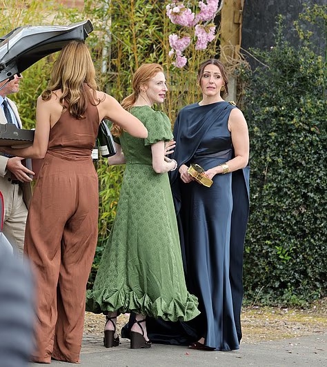 liv 🌹 tweet media