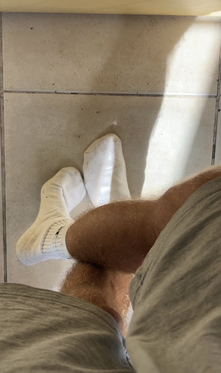 The World in White Socks (4K) tweet media