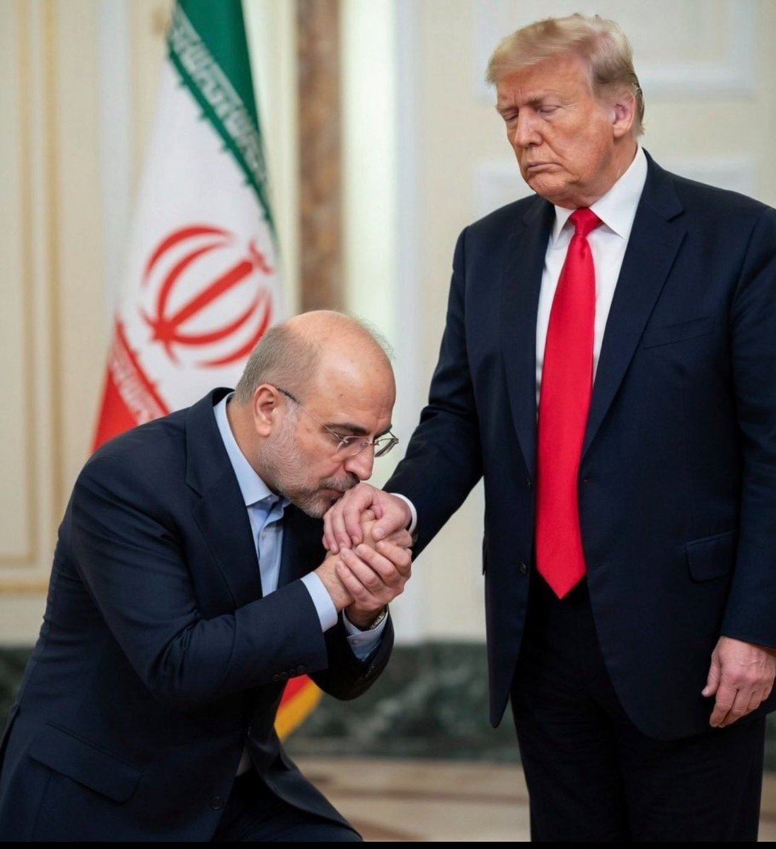 lamer7671's tweet photo. @nanototv الان به نظر به فکر روباه مکار باشید که مثل پشکل هم موشعلی رو فروخت هم قاسم کتلت رو🤣🤣🤣🤣 https://t.co/Ul62vcZiwA