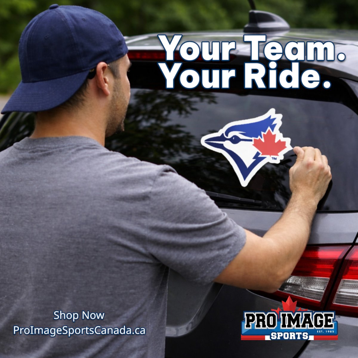 ProImageCanada's tweet photo. Your Team. Your Ride. 🚗
Decals available for multiple teams.
Shop now: https://t.co/Ak7rPwipFW
#ProImageSportsCanada #CarDecals #TeamPride #Bluejays https://t.co/kH0NFrbRBq