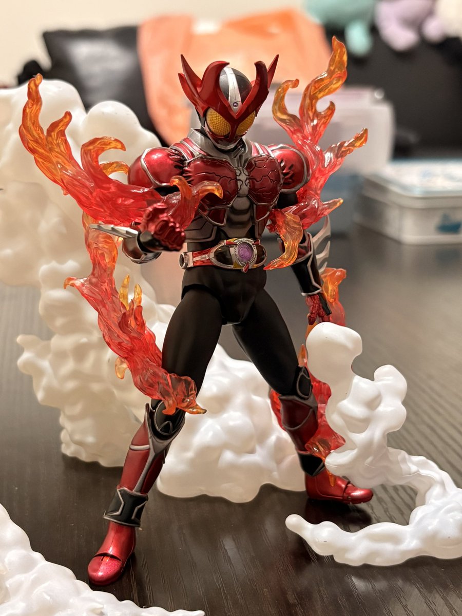 サナリエ tweet media