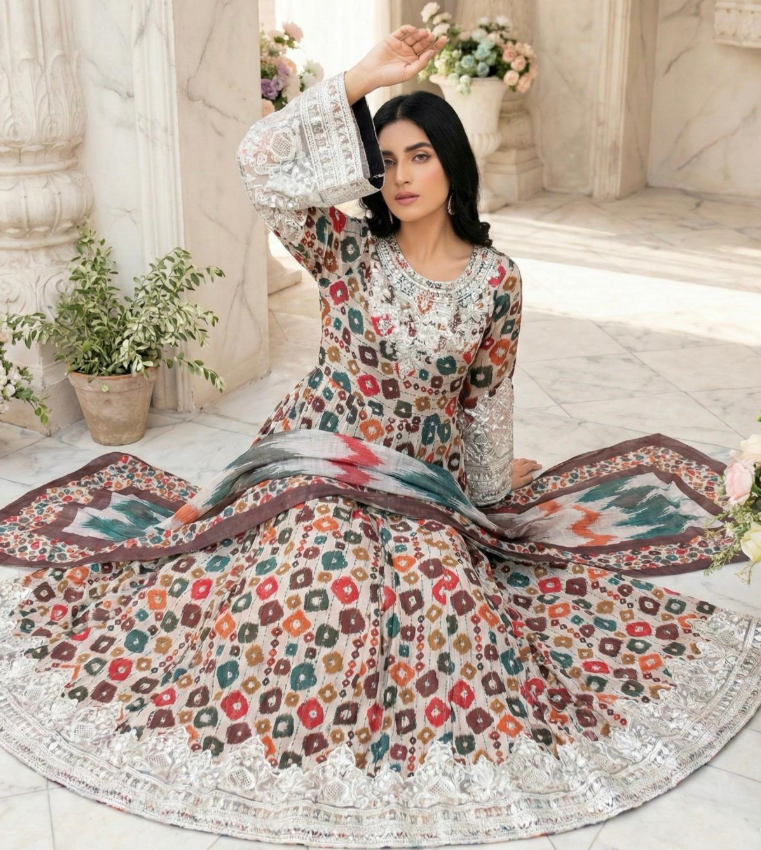 MahhamC's tweet image. Step into effortless elegance 🌸
Floral embroidered cotton lawn dress with matching dupatta – perfect for summer &amp;amp; everyday wear. Lightweight, stylish &amp;amp; ready to wear!
Shop now 👇
mahhamcollection.co.uk/collections/ne…

#PakistaniFashion #SummerStyle #ReadyToWear #EthnicWear #UKFashion