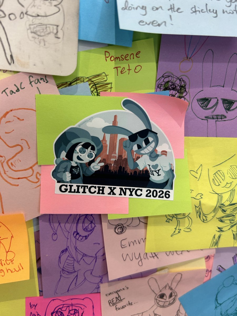 neeons_art's tweet photo. The Glitch NYC Pop Up Shop was so much fun! Everyone was super nice and I spent way too much time in there!

I ended up putting my freebie sticker on the drawing wall!

#theamazingdigitalcircus #tadc #jax #pomni https://t.co/BG6mQWP236